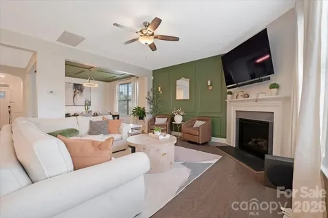 17534 Austins Creek Drive Charlotte NC 28278