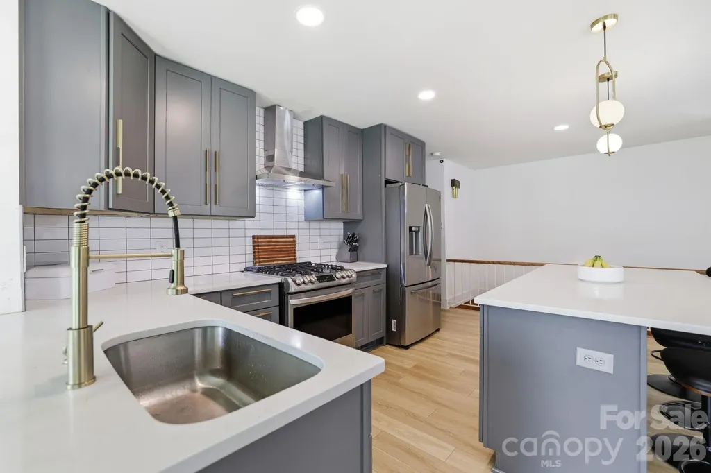 3034 Eastburn Road Charlotte NC 28210
