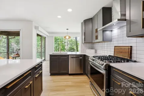 3034 Eastburn Road Charlotte NC 28210