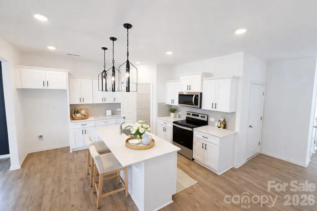 1365 Eagle Claw Drive Kannapolis NC 28083