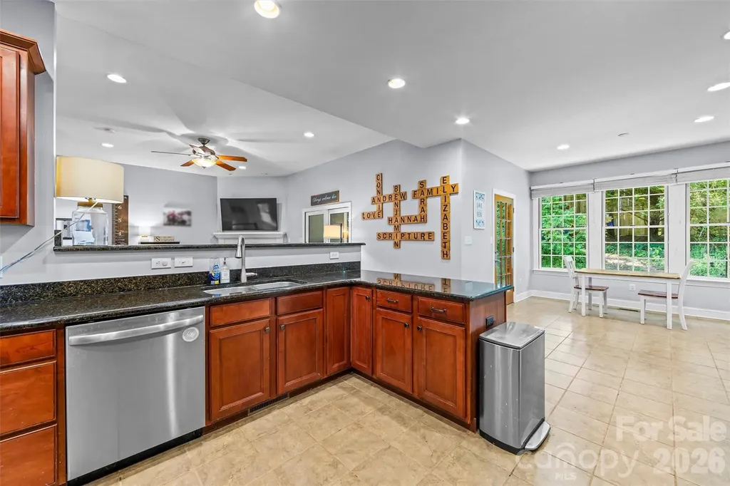 11 Jupiter Hills Drive Weaverville NC 28787