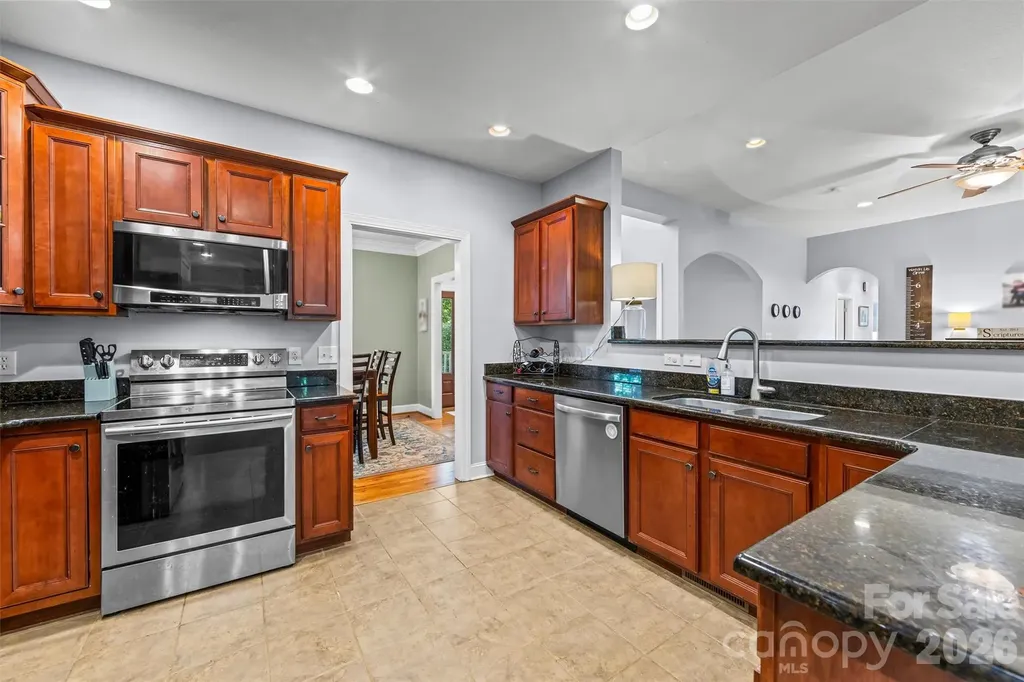 11 Jupiter Hills Drive Weaverville NC 28787