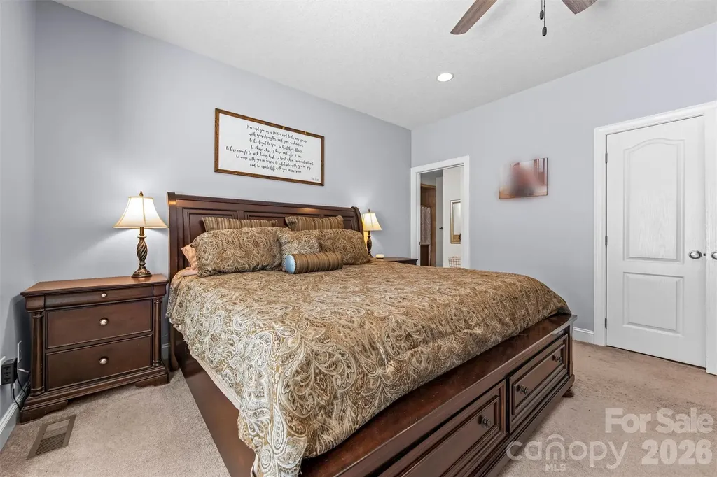 11 Jupiter Hills Drive Weaverville NC 28787
