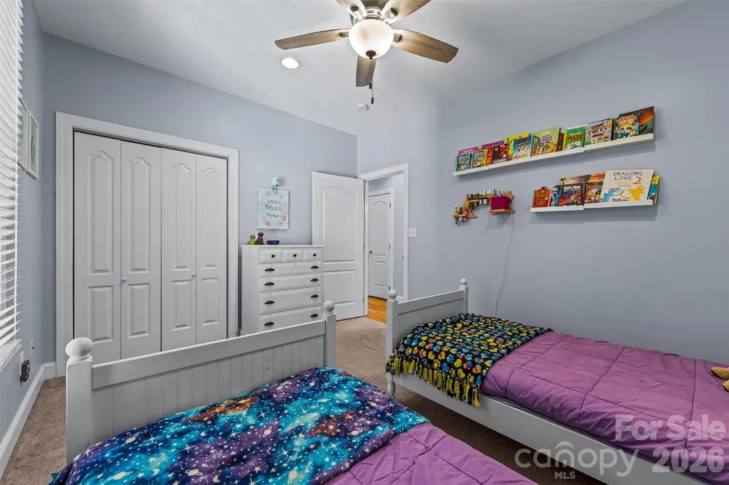 11 Jupiter Hills Drive Weaverville NC 28787