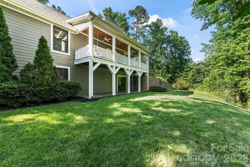 11 Jupiter Hills Drive Weaverville NC 28787