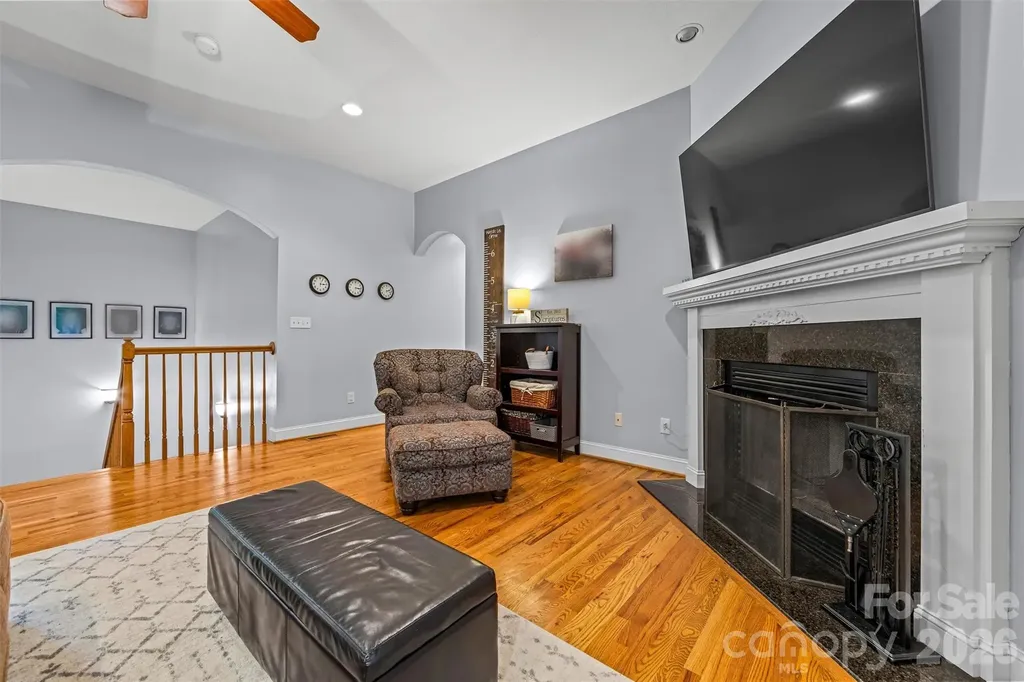 11 Jupiter Hills Drive Weaverville NC 28787