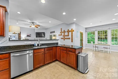 11 Jupiter Hills Drive Weaverville NC 28787