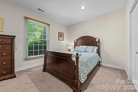 11 Jupiter Hills Drive Weaverville NC 28787