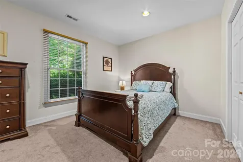 11 Jupiter Hills Drive Weaverville NC 28787