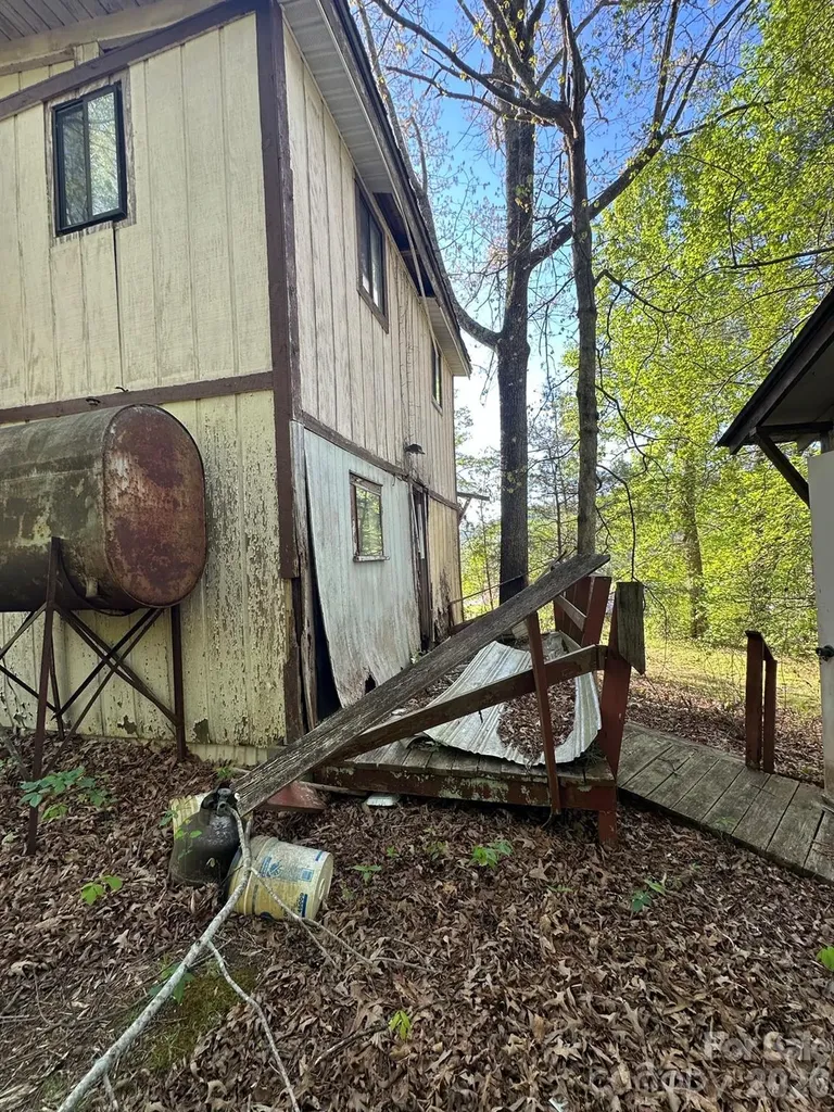 33 Timothy Way Pisgah Forest NC 28768