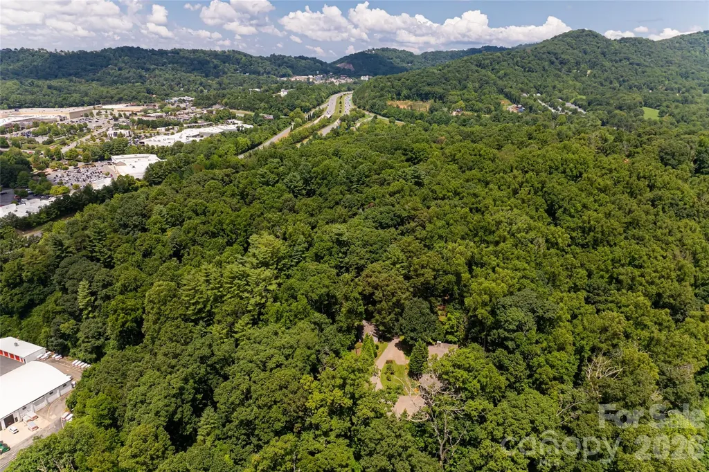 711 Shawnee Trail Asheville NC 28805