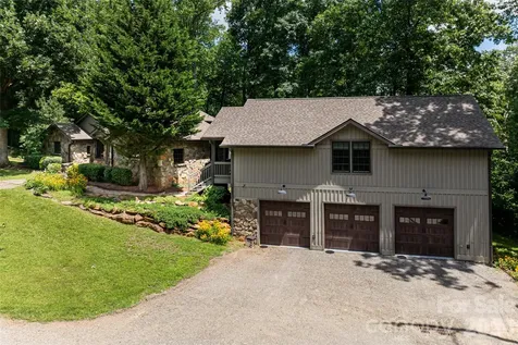 711 Shawnee Trail Asheville NC 28805
