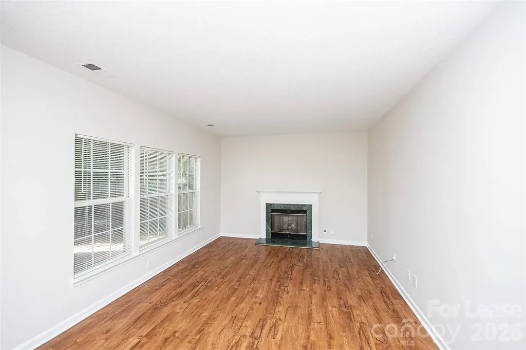 7405 Wapiti Court Charlotte NC 28273