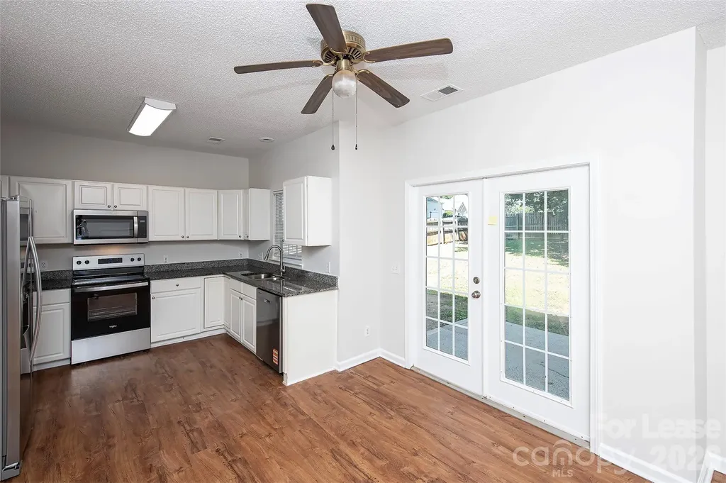 7405 Wapiti Court Charlotte NC 28273
