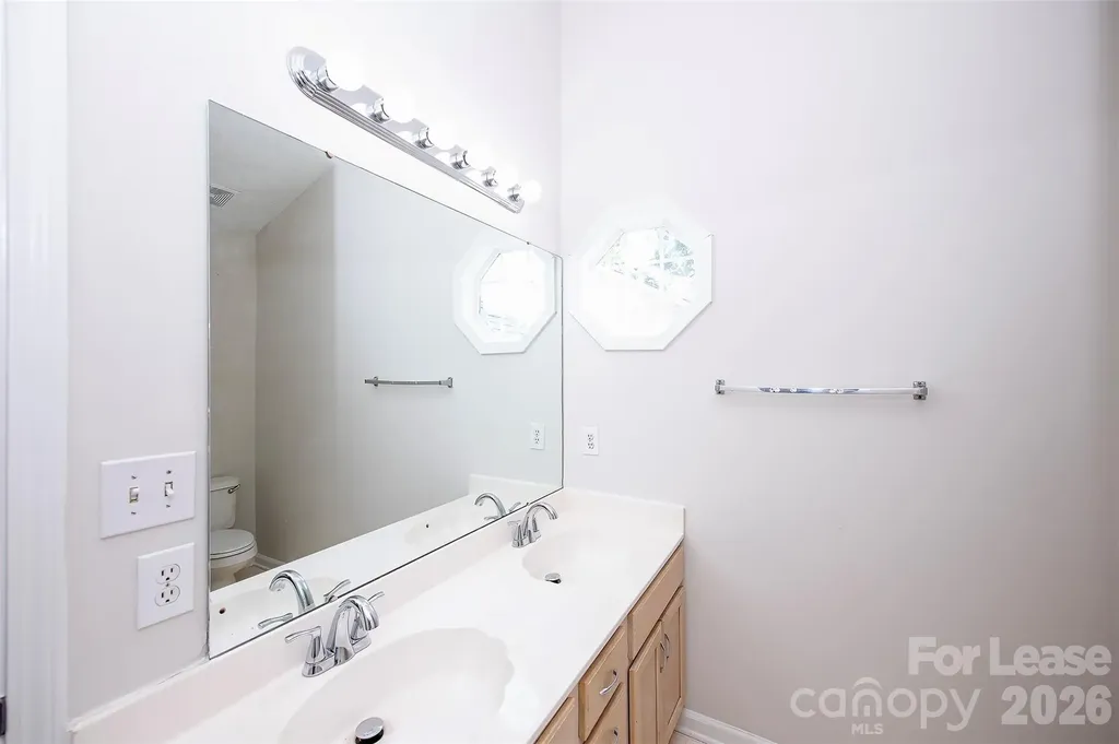 7405 Wapiti Court Charlotte NC 28273