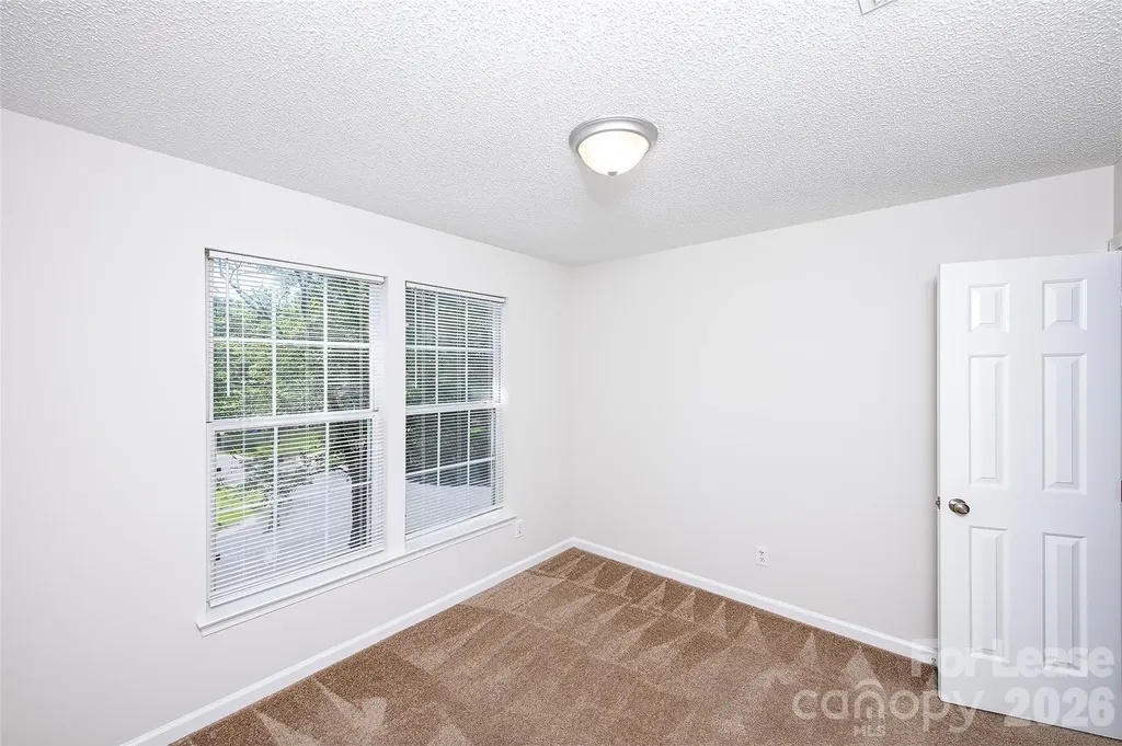 7405 Wapiti Court Charlotte NC 28273