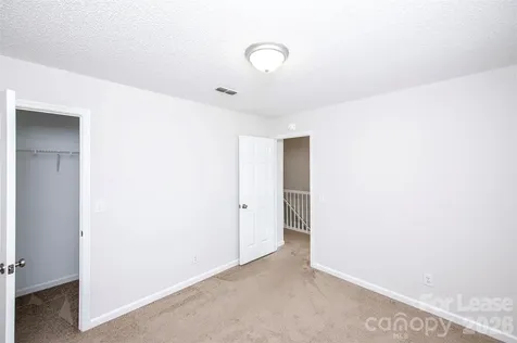 7405 Wapiti Court Charlotte NC 28273