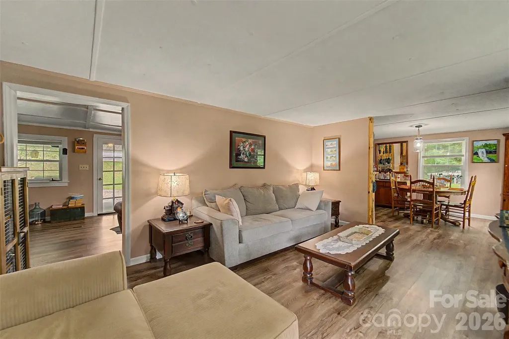 1350 N Skeenah Road Franklin NC 28734