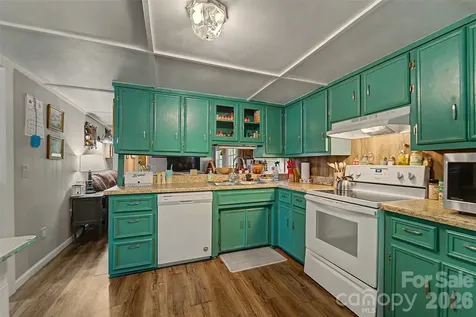1350 N Skeenah Road Franklin NC 28734