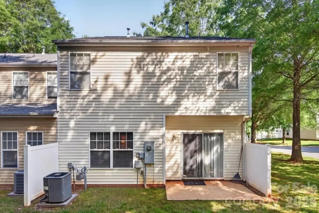 5927 Pisgah Way Charlotte NC 28217