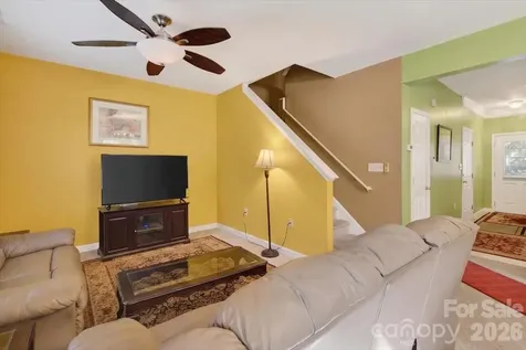 5927 Pisgah Way Charlotte NC 28217