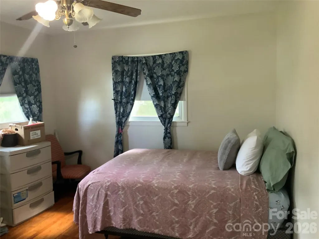 37 Hartshorn Drive Candler NC 28715