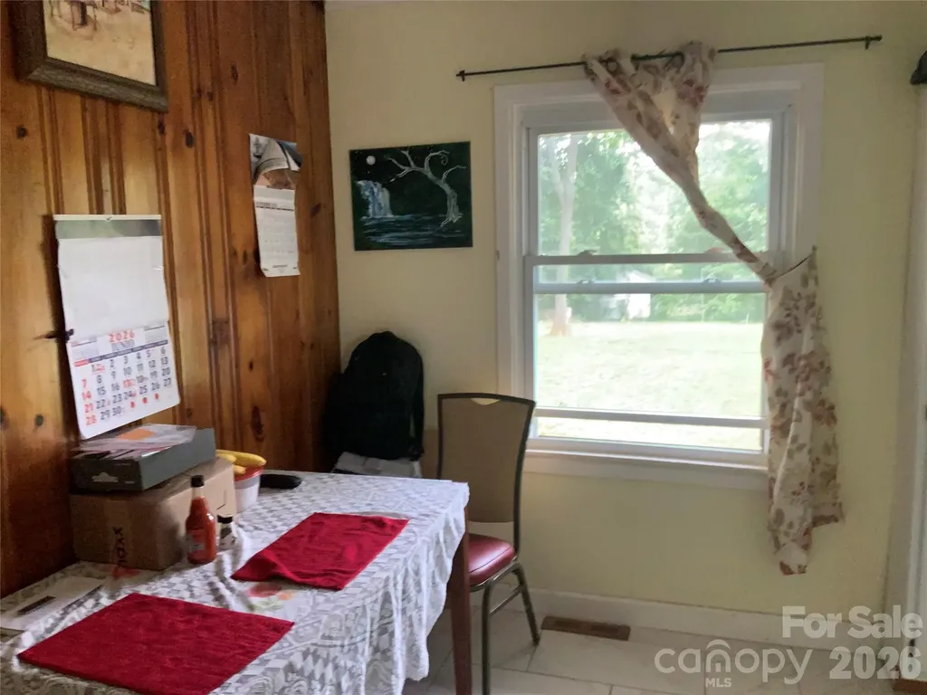 37 Hartshorn Drive Candler NC 28715