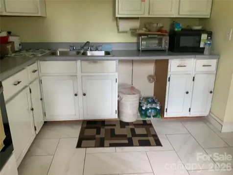 37 Hartshorn Drive Candler NC 28715