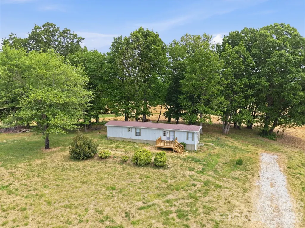 391 & 395 Poplar Springs Road Elkin NC 28621