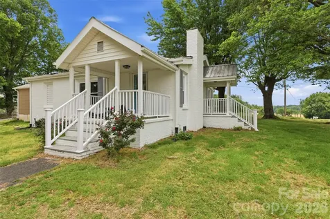 391 & 395 Poplar Springs Road Elkin NC 28621
