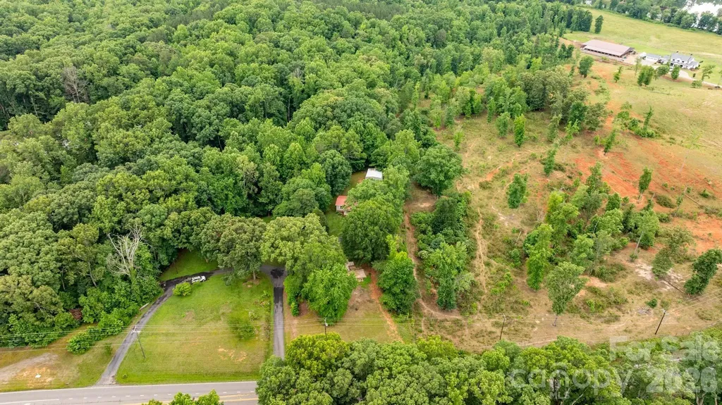 4453 Hickory Highway Statesville NC 28677