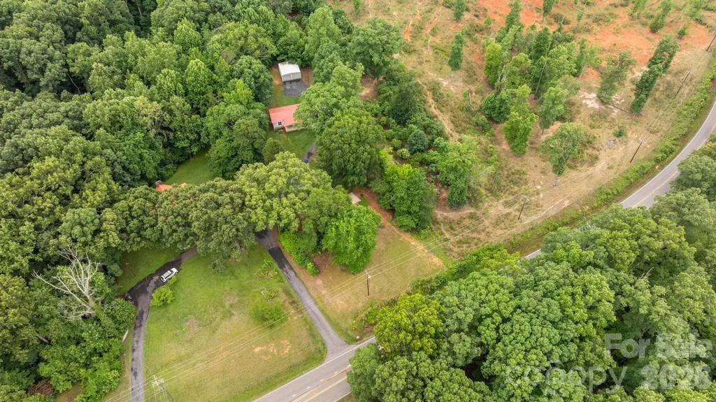 4453 Hickory Highway Statesville NC 28677