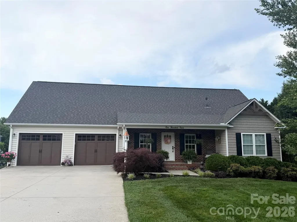 109 White Hall Lane Hudson NC 28638