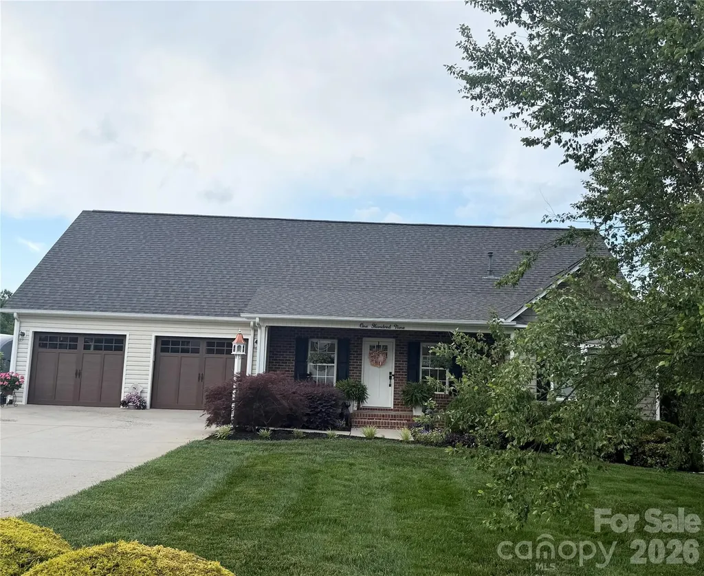 109 White Hall Lane Hudson NC 28638