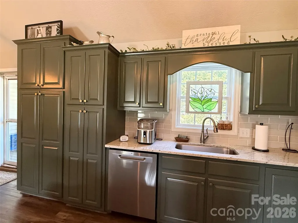 109 White Hall Lane Hudson NC 28638