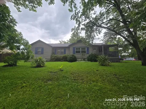 191 W End Street Chester SC 29706