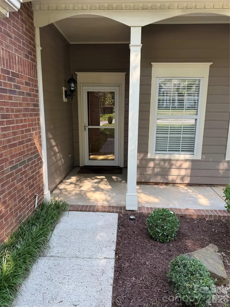 12207 Landing Green Drive Charlotte NC 28277