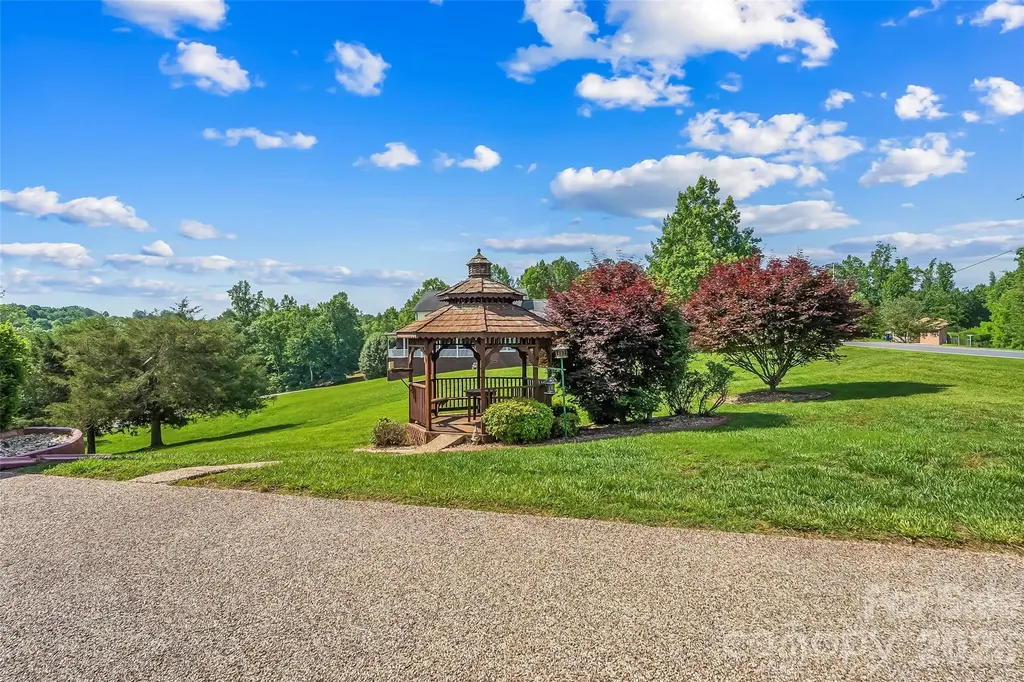 5305 Icard Ridge Road Hickory NC 28601