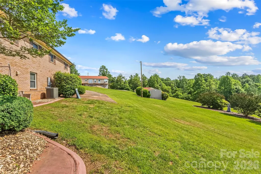 5305 Icard Ridge Road Hickory NC 28601