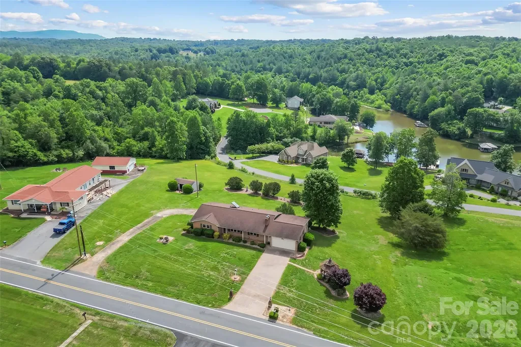 5305 Icard Ridge Road Hickory NC 28601