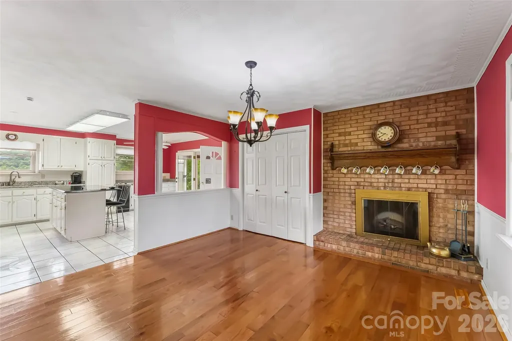 5305 Icard Ridge Road Hickory NC 28601