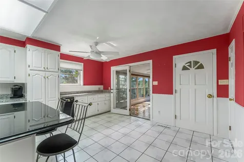 5305 Icard Ridge Road Hickory NC 28601