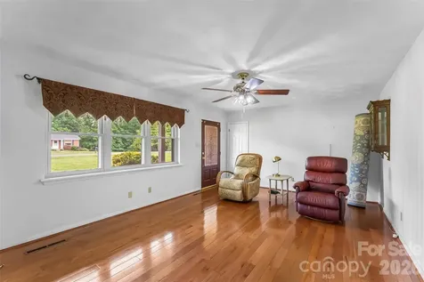 5305 Icard Ridge Road Hickory NC 28601