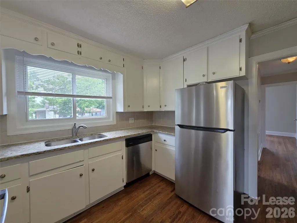 1310 Oakwood Avenue Kannapolis NC 28081