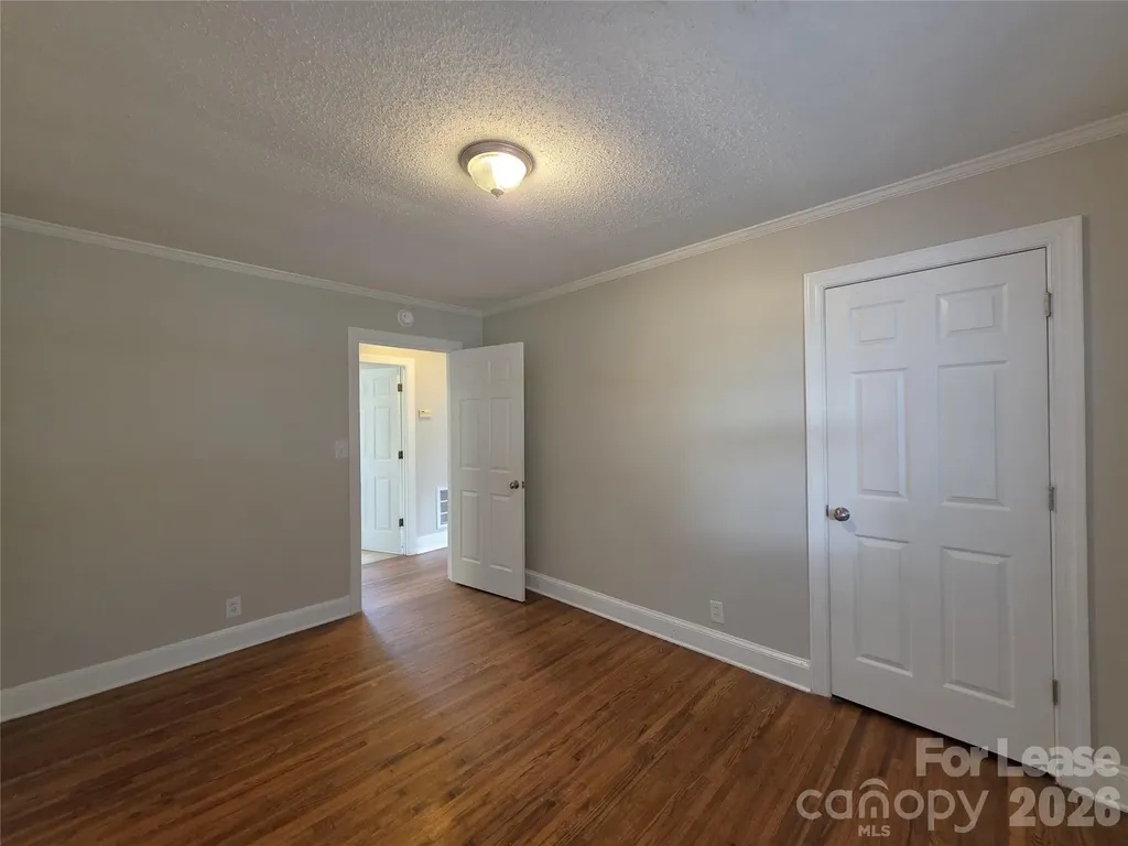 1310 Oakwood Avenue Kannapolis NC 28081