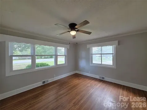 1310 Oakwood Avenue Kannapolis NC 28081
