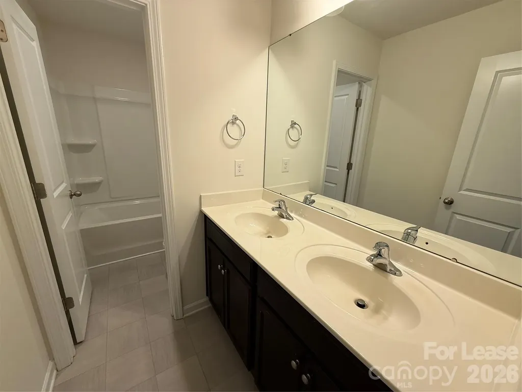 9010 Harwood Knoll Drive Charlotte NC 28214