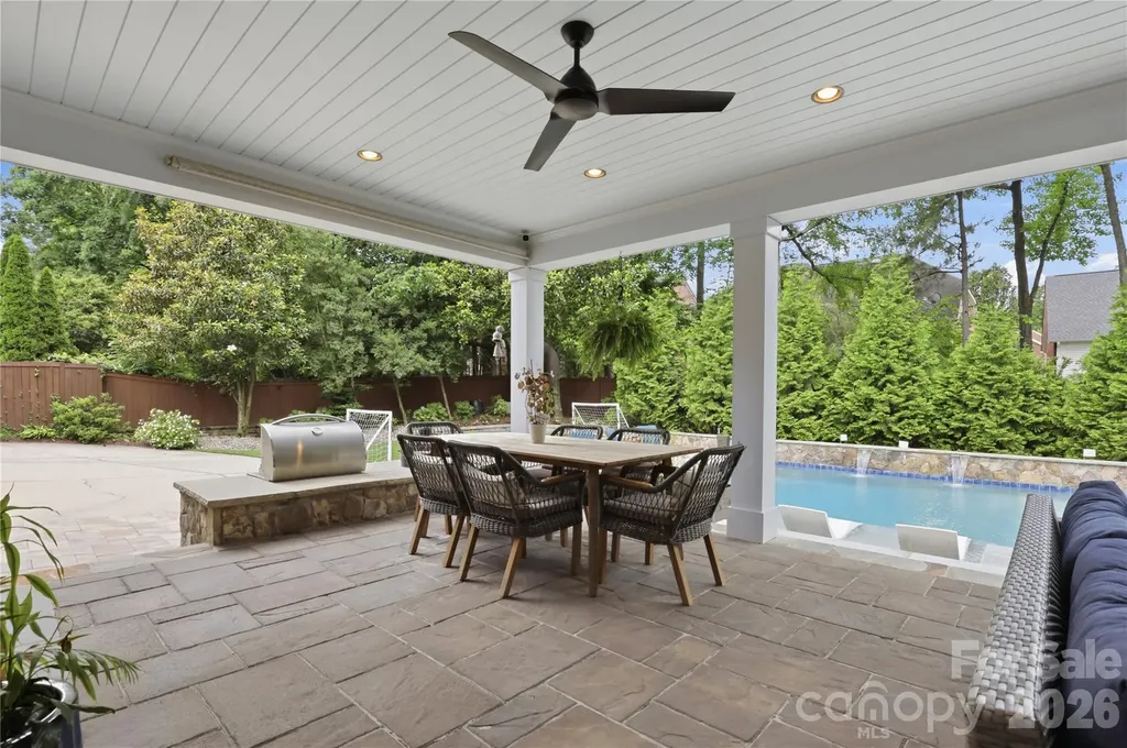10040 Berkeley Forest Lane Charlotte NC 28277
