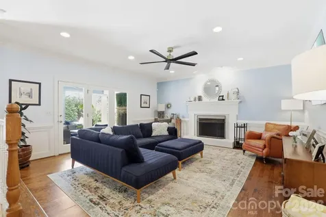 10040 Berkeley Forest Lane Charlotte NC 28277