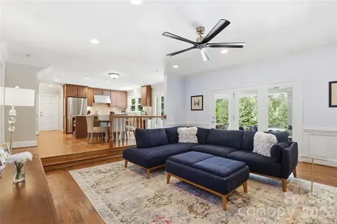 10040 Berkeley Forest Lane Charlotte NC 28277